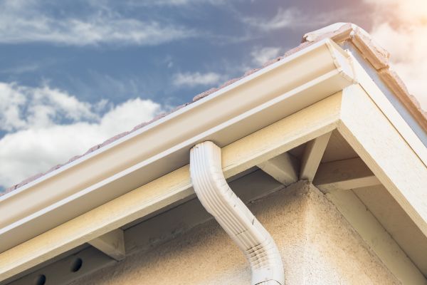 Seamless Gutter Replacement in Niceville
